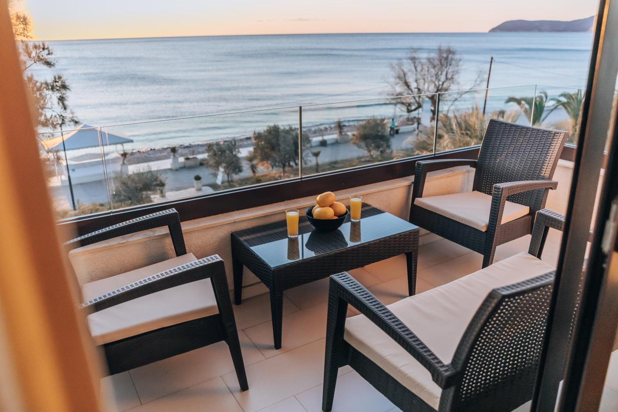 Apartments Kuce Lekovica Beach & Snack Bar- Bistro 객실 사진
