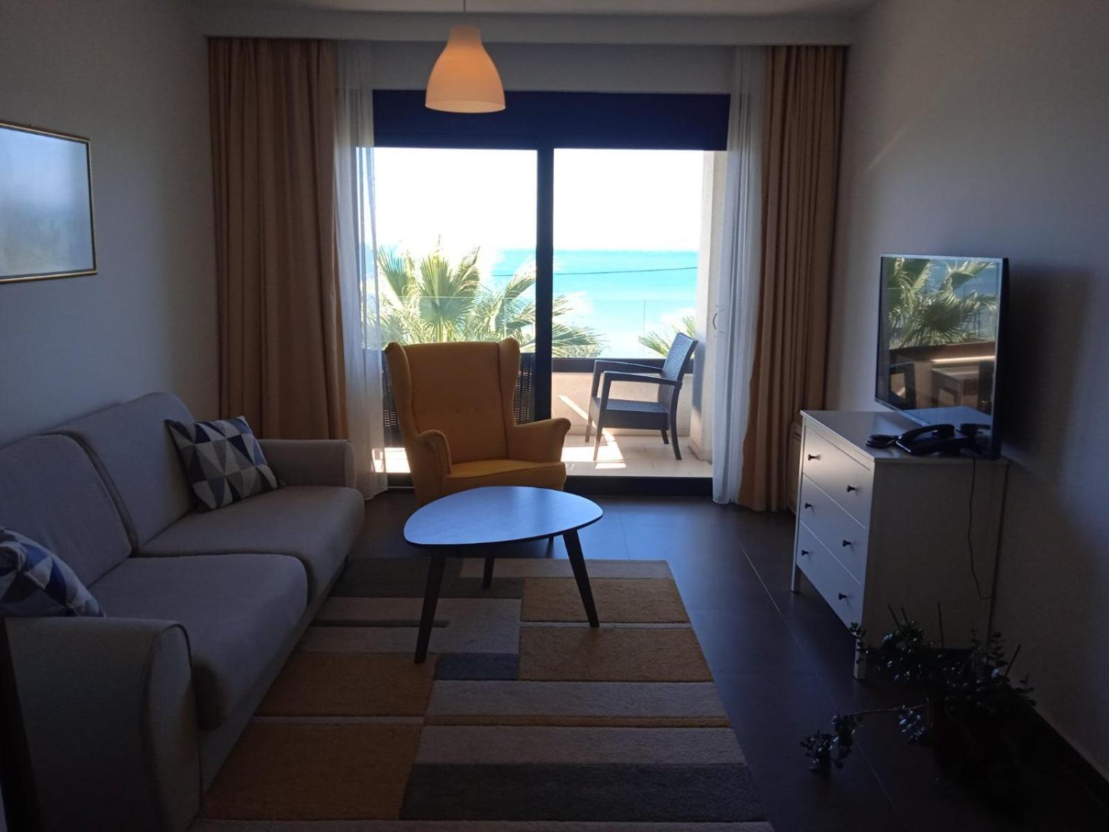 Apartments Kuce Lekovica Beach & Snack Bar- Bistro 객실 사진