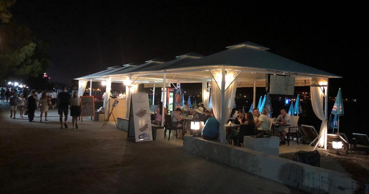 Apartments Kuce Lekovica Beach & Snack Bar- Bistro 외부 사진